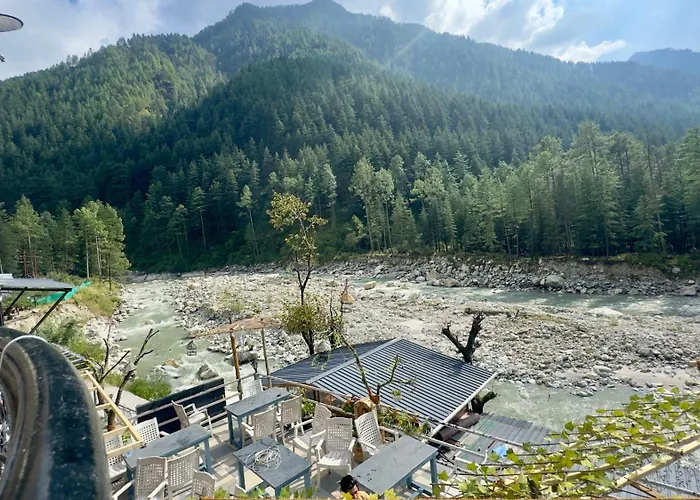 Shanti Cafe - Signature Stays Kasol