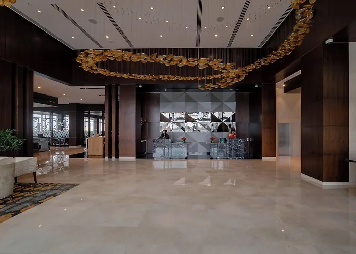 Courtyard By Marriott Surat