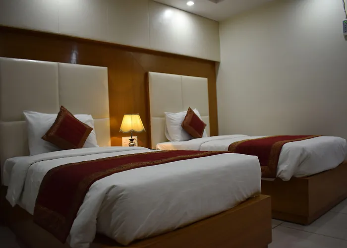 Hotel Anand International