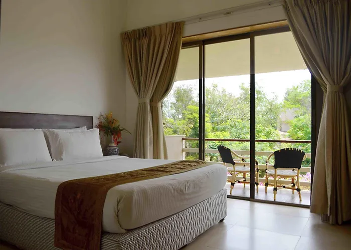 Manas Resort With Petting Zoo, Igatpuri