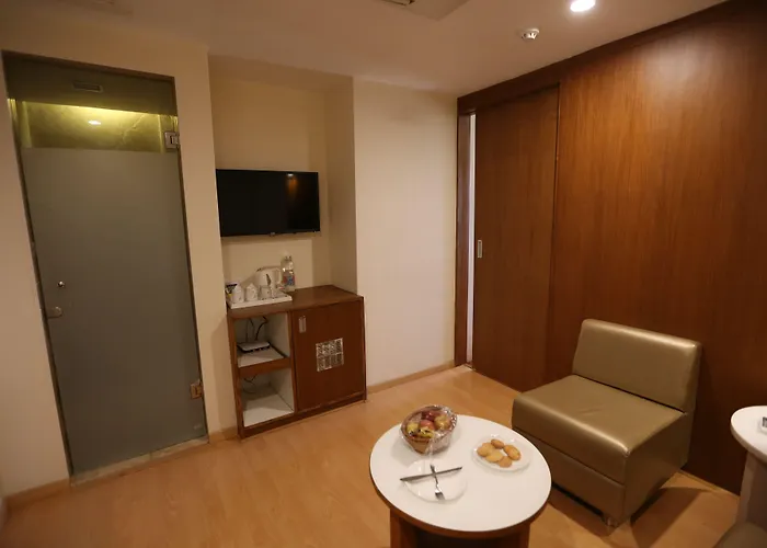 Silvercloud Hotel And Banquets Ahmedabad
