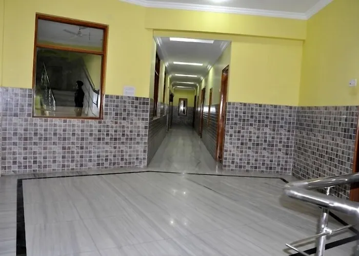 Hotel Maa Saraswati Katra 