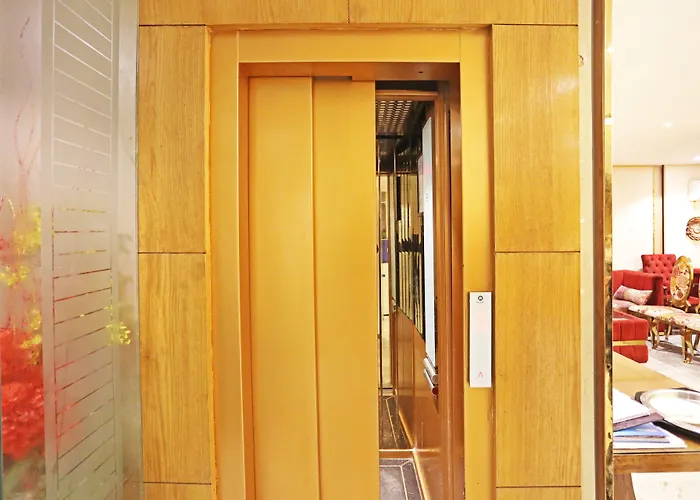 Jrd Luxury-Business Hotel New Delhi