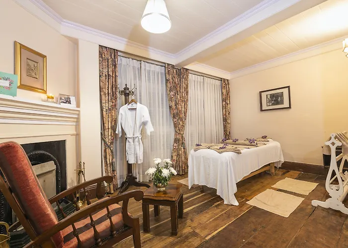 The Elgin, Darjeeling - Heritage Resort & Spa