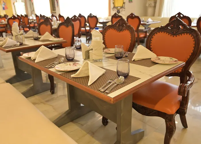 Hk Clarks Inn, Amritsar