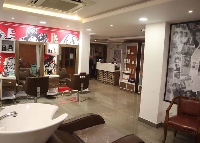 Hotel Willow Banks, Mall Road Shimla
