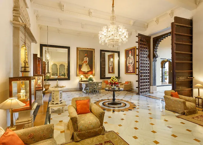Shiv Niwas Palace By Hrh Group Of Hotels Udaipur