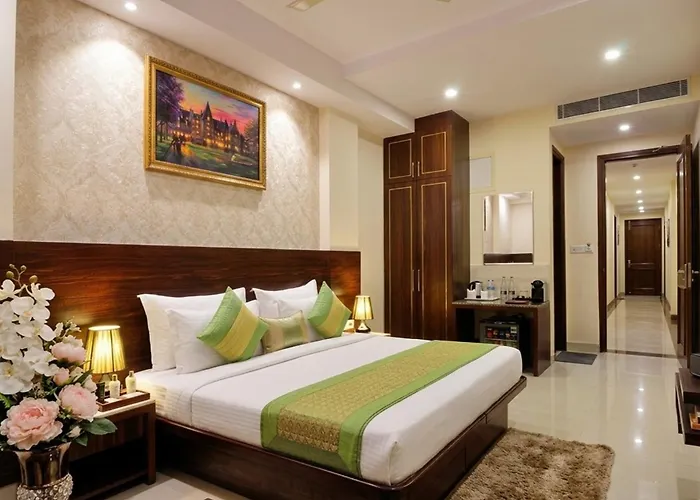 Hotel Sky Rich International -Near To Famous Karol Bagh Market & Metro Station
