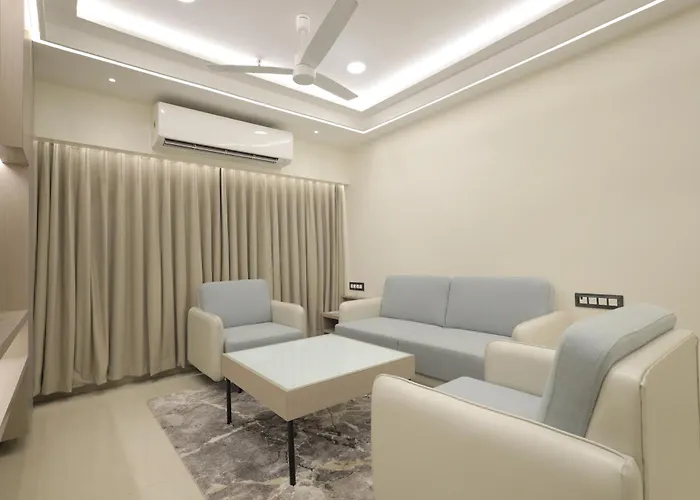 Hotel Orange International