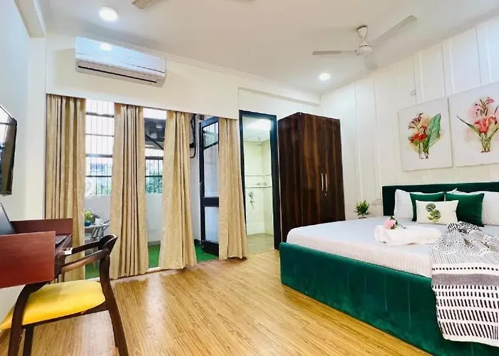 Olive Service Apartments - City Centre Noida