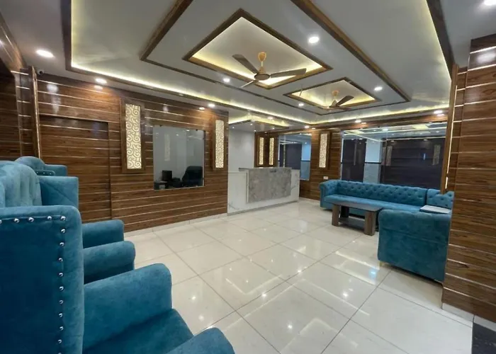 Hotel The Vaishvik Banganga Road