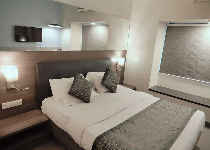 Apollo Guest House - Colaba Causeway Mumbai