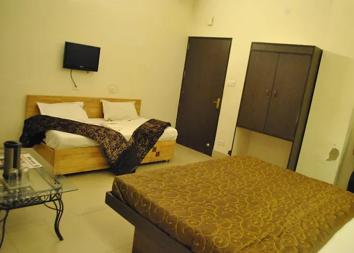 Hotel Golden Deluxe Jaipur