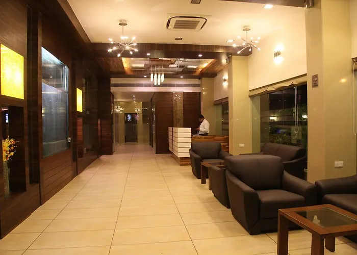 Le Grande Residency -Unmarried Couples Are Not Allowed