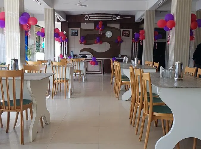 Bishal Palace Hotel