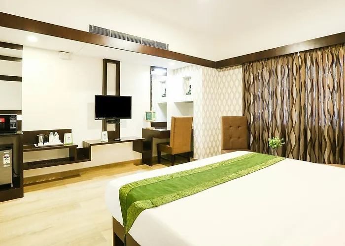 Treebo Premium Akshaya Mahal Inn - Near Mysore Palace