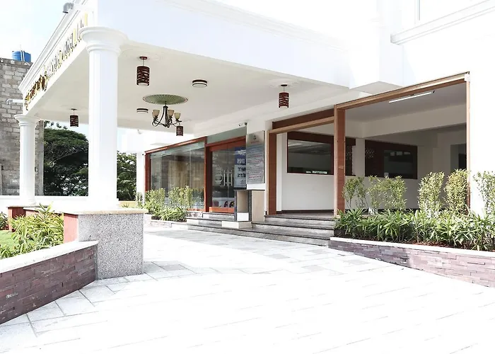 Treebo Premium Akshaya Mahal Inn - Near Mysore Palace