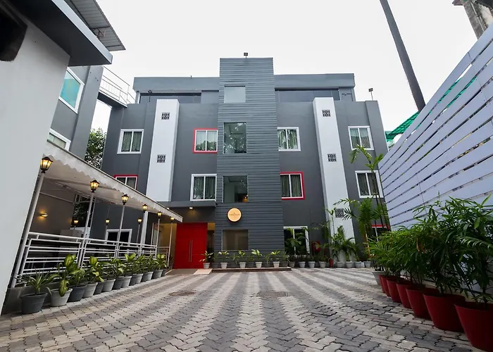 Oyo Townhouse 11 Esplanade