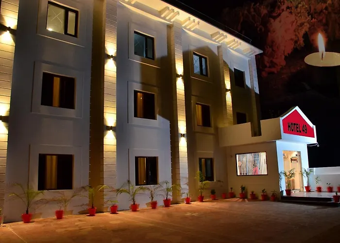 Hotel 49