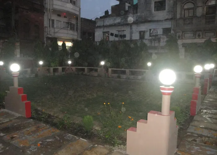 Balaji Palace Varanasi