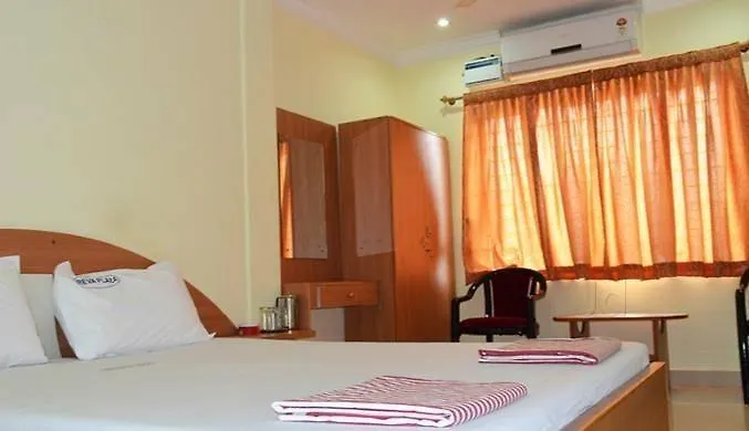 Reva Plaza