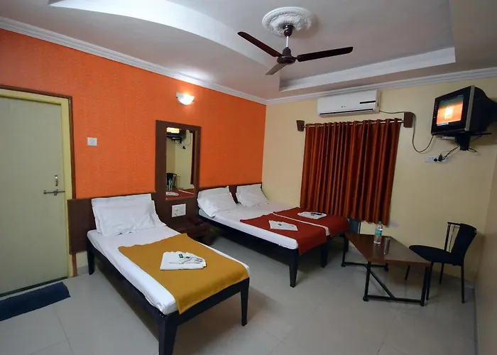Hotel Madhava