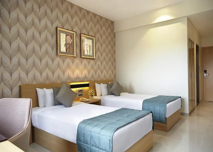 Click Hotel, Junagadh