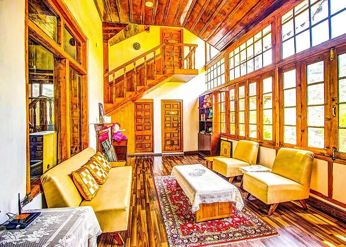 Ramgarh Heritage Villa Manali 