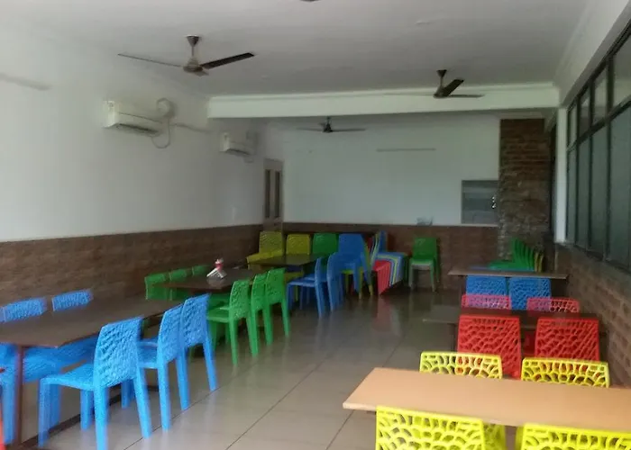 Krishna Hansraj Hotel