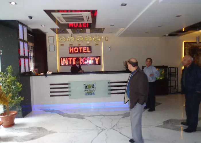 Dewdrop Intercity Hotel Delhi 
