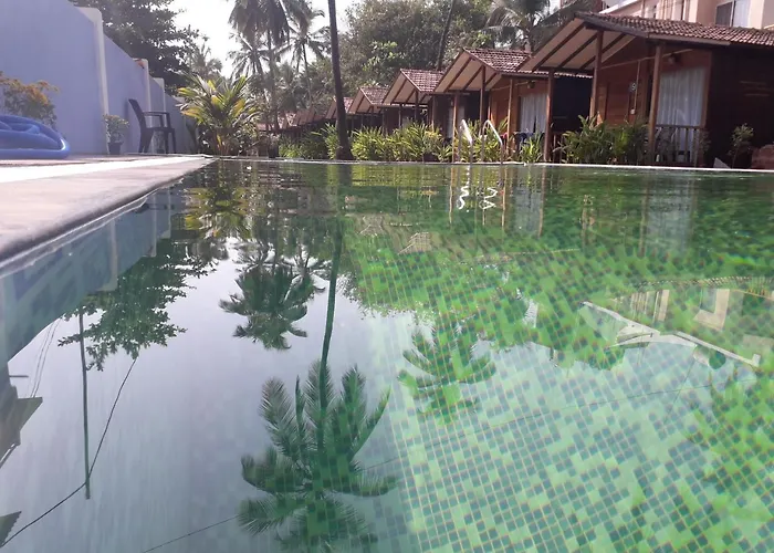 Ciiroc Hotel Morjim