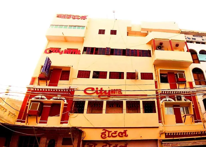 City Hotel