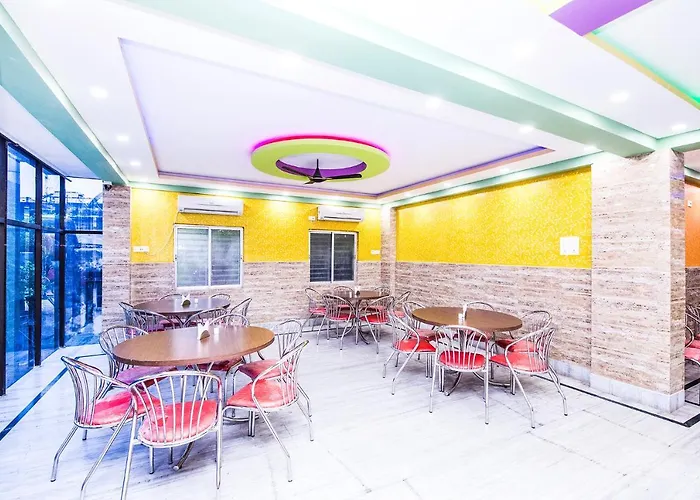 Fabhotel Park Street