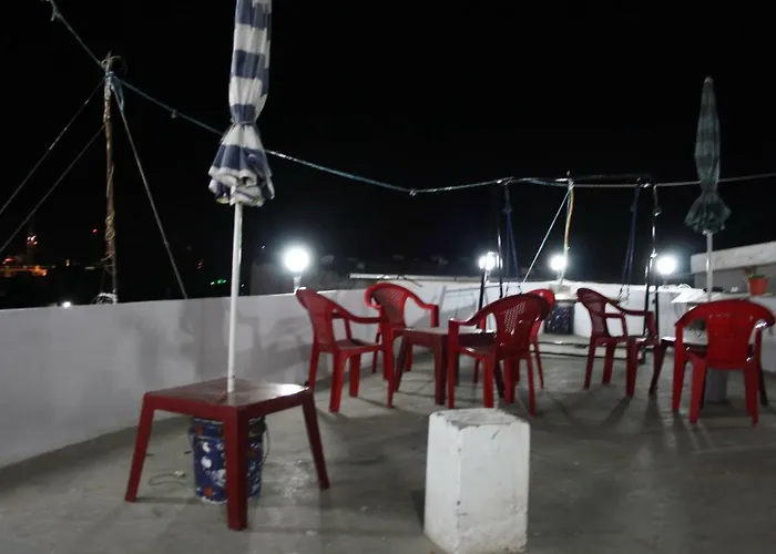 Hotel Khan Manzil