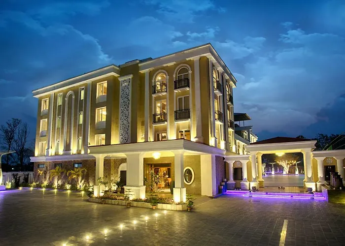 Four Vedas Hotel & Resort