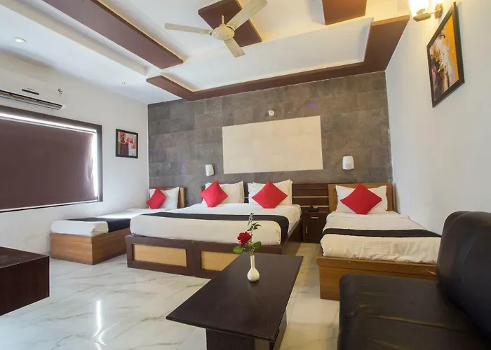Optimum Tara Palace @ Taj Agra 