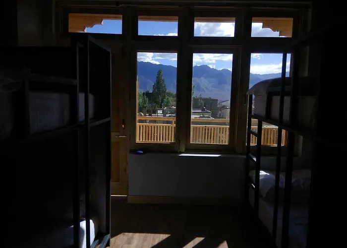 Hitchhikers Hostel Ladakh