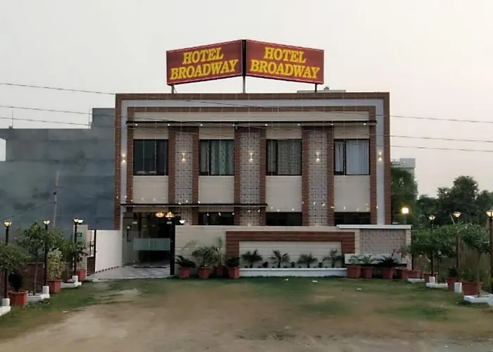 Hotel Broadway Amritsar