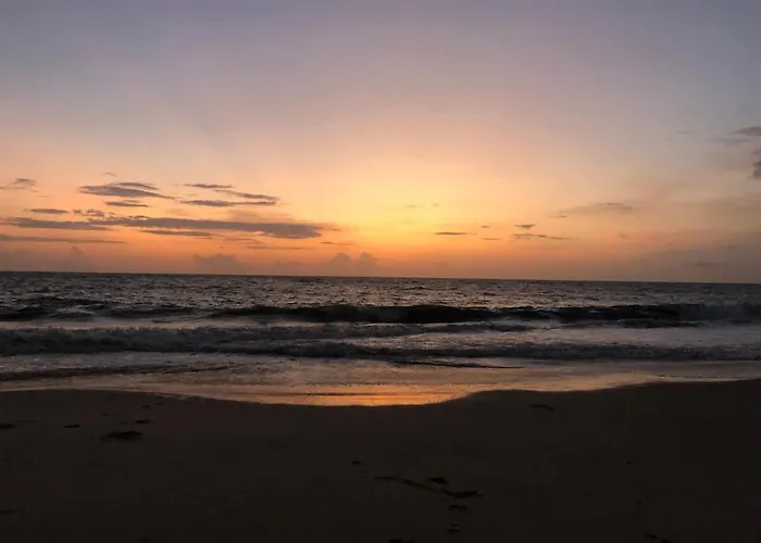 Lemon Dew Beach House, Alleppey Beach