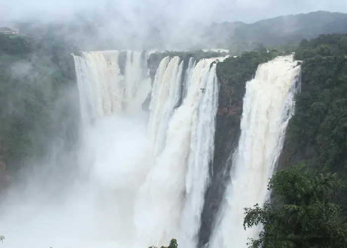 Kstdc Hotel Mayura Gerusoppa, Jogfalls