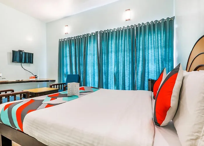 Hotel Sani Inn