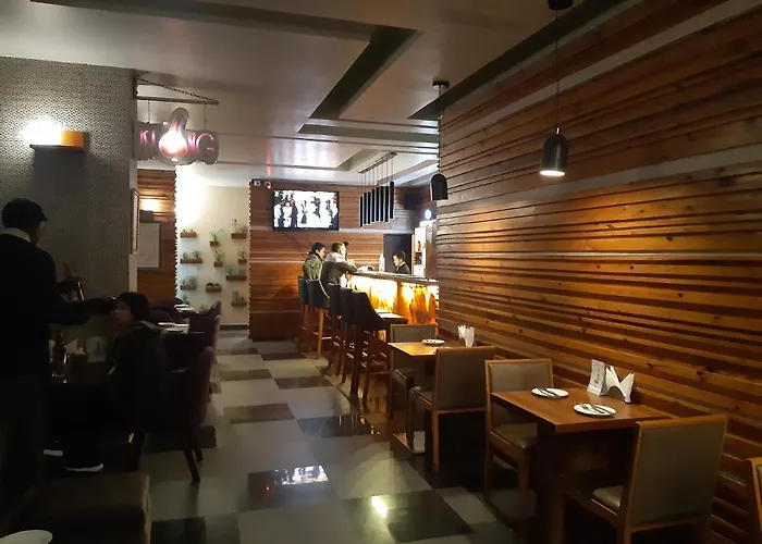 Hotel Poinisuk