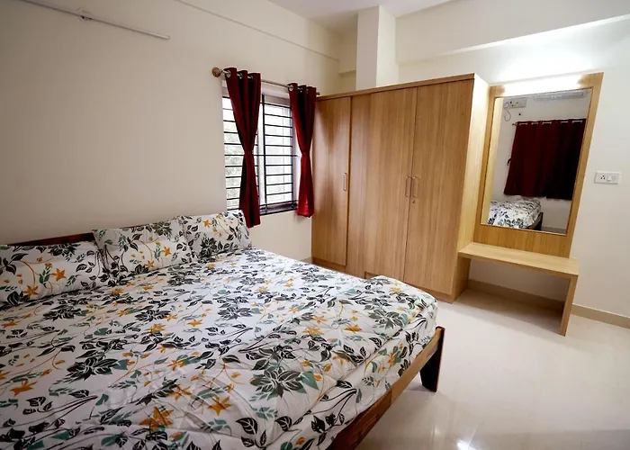 Castle Jp Service Apartments