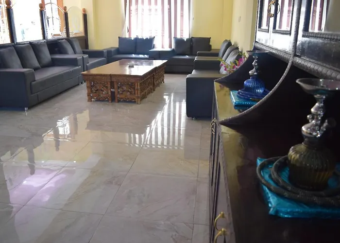 Hotel Zojila Residency